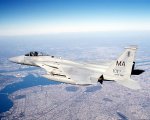 F-15A_Eagle_of_the_101st_Fighter_Squadron_flying_over_New_York_City_after_September_11,_2001.jpg