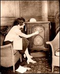 Antique Radio Gal - 2.jpg