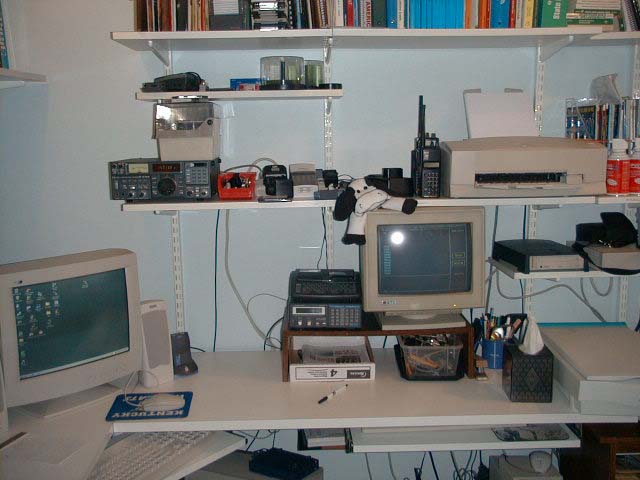 desk05.jpg