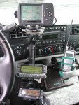 2002 F-350 Radio Console 006.jpg