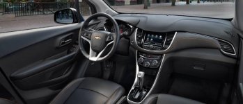 2019-Chevy-Trax-interior-dashboard.jpg
