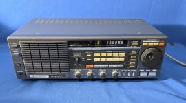 Working Kenwood R-2000 Receiver