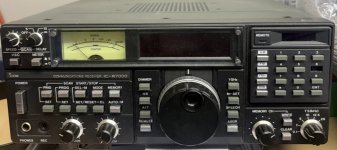 Icom IC-R7000